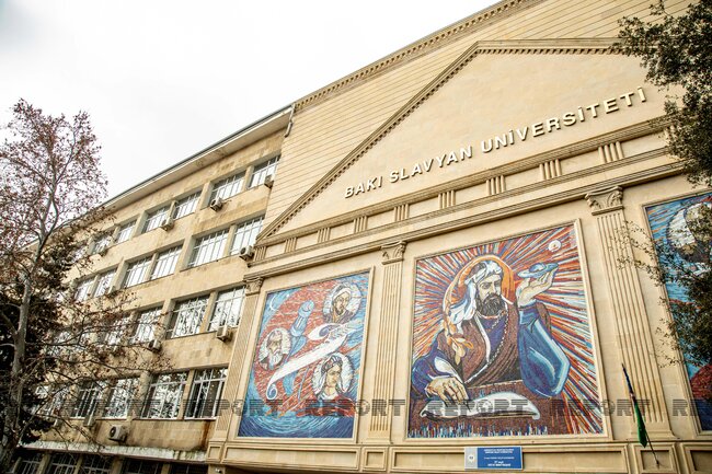 Azərbaycanın bir neçə universitetində dərslər BƏRPA OLUNMAYACAQ
