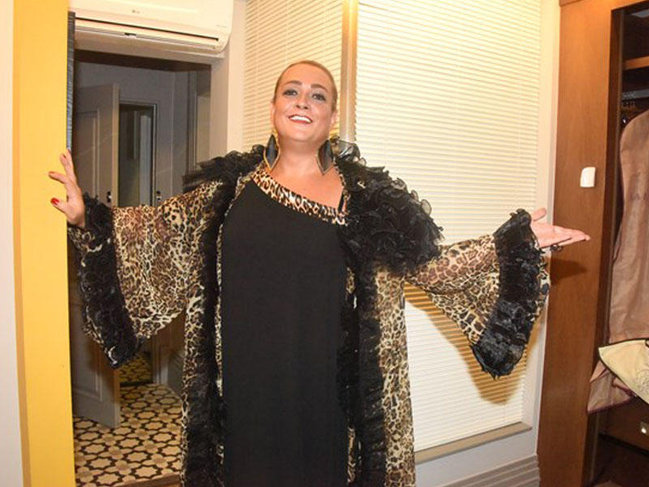 "O heç vaxt qadın olmayıb, trans olub" - FOTOLAR