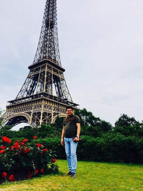 Azərbaycanlı "Xaricdə təhsil" adıyla yüzlərlə adamın pulunu və sənədlərini götürüb ABŞ-a qaçdı