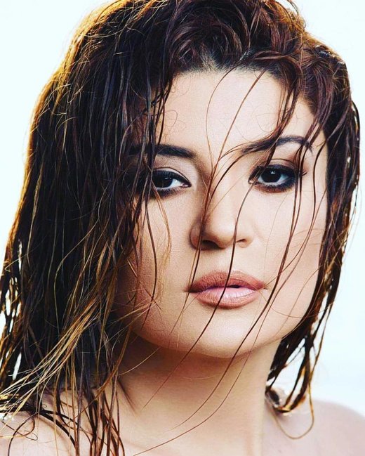 İnanılmaz olay - 35 yaşlı azərbaycanlı müğənni nənə oldu - FOTOLAR