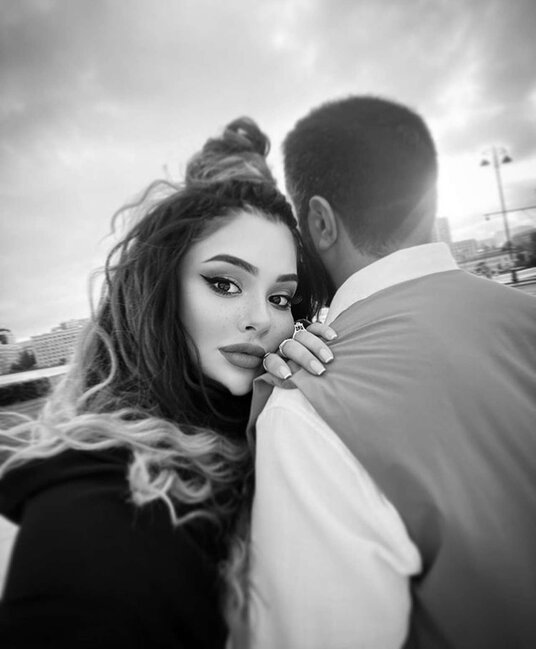 "Deyirdilər ki, əri Həcidir, 50 yaşı var"