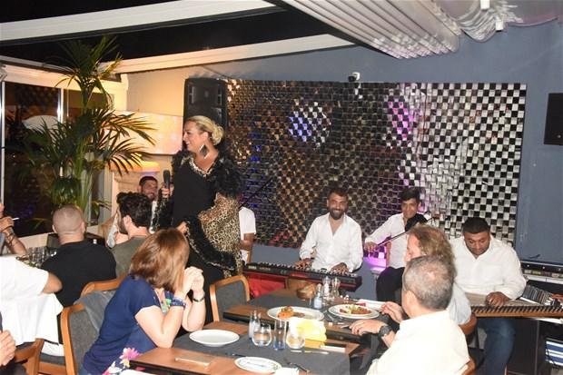 "O heç vaxt qadın olmayıb, trans olub" - FOTOLAR