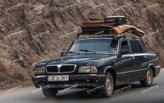 Ermənilər unitazdan sonra dam örtüklərini də söküb aparırlar - FOTOLAR