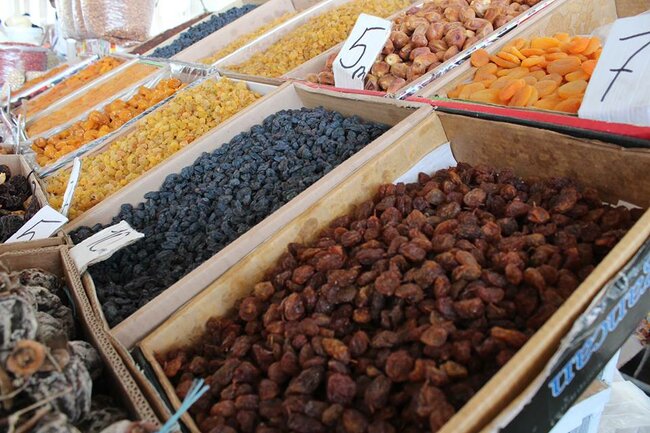 Bol çeşid, fərqli qiymət... - Novruz yarmarkası/ FOTOREPORTAJ