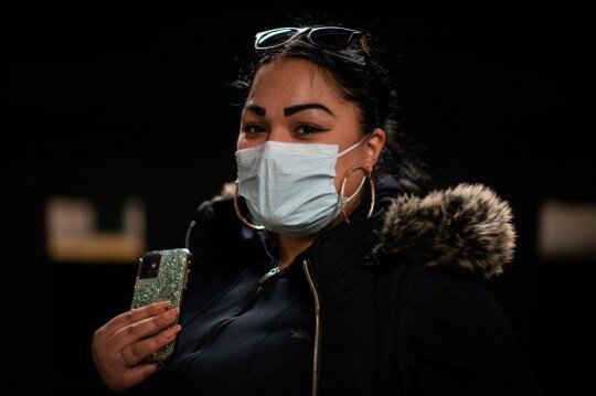 Koronavirus maskaları dəb aksesuarına çevrildi - FOTOLAR