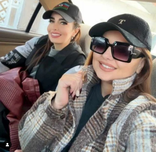 Şəbnəm bacı bildiyi iranlı fanatını belə TƏBRİK ETDİ - FOTO-VİDEO