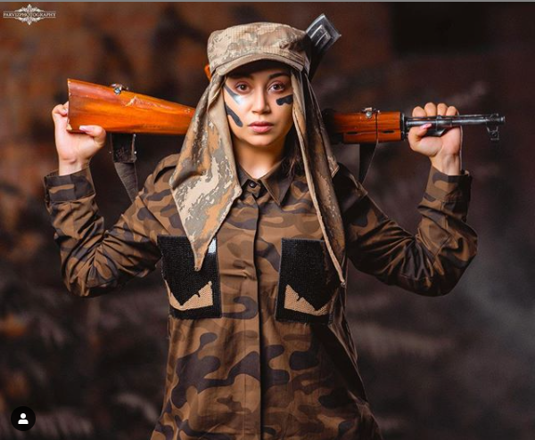 "Vur, komandir, vur" deyən "vətənpərvər" Damla niyə SUSDU?