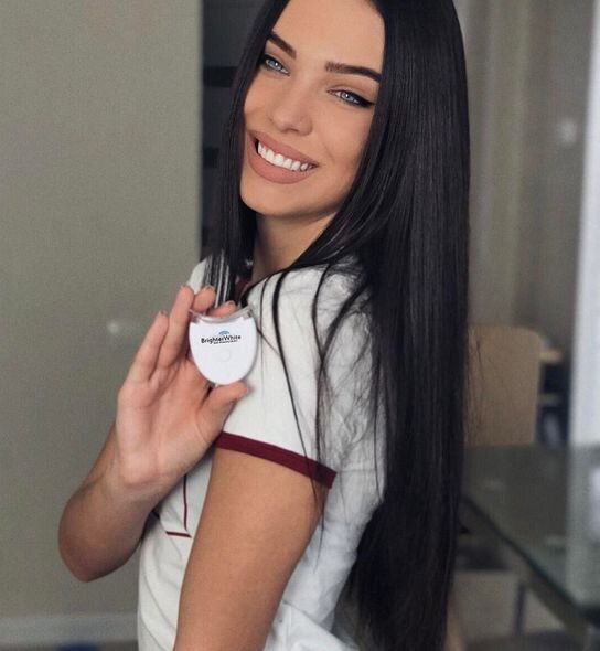 Adriana Limaya əkizi qədər bənzəyən model gözəlliyi ilə hər kəsi heyran edir - FOTO