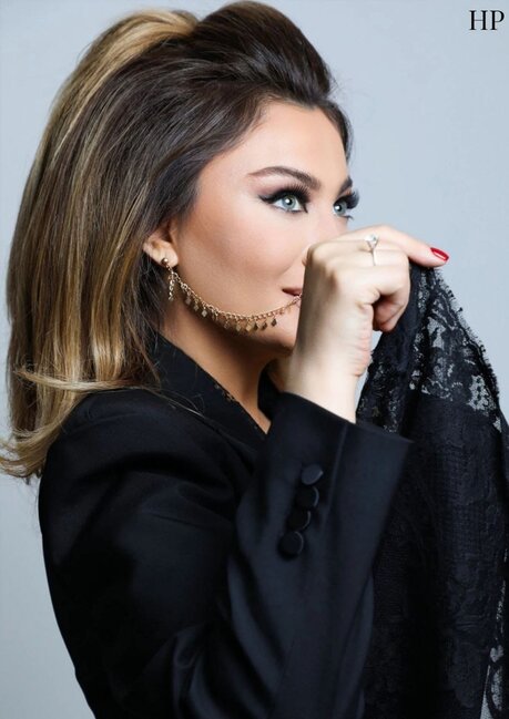 Ruhi Əliyeva ərəb dərgisinin üz qabığında - FOTO