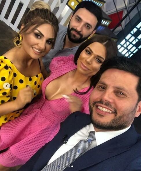 Açıq-saçıq geyimləri ilə 2019-cu ilə "damğa vuran" şou əhli - FOTO