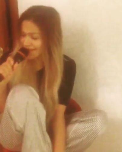 Rəqsanə İlhamənin qadağa qoyduğu mahnını canlı elə gündə oxudu ki... + VİDEO