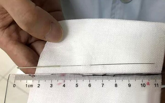 12 yaşlı uşağın gecə dərs etmək istədiyi üçün etdiyi hərəkət ŞOK ETDİ- cinsiyyət orqanına.. - FOTO