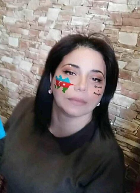 Evində ölü tapılan məktəb direktorunun FOTOLARI