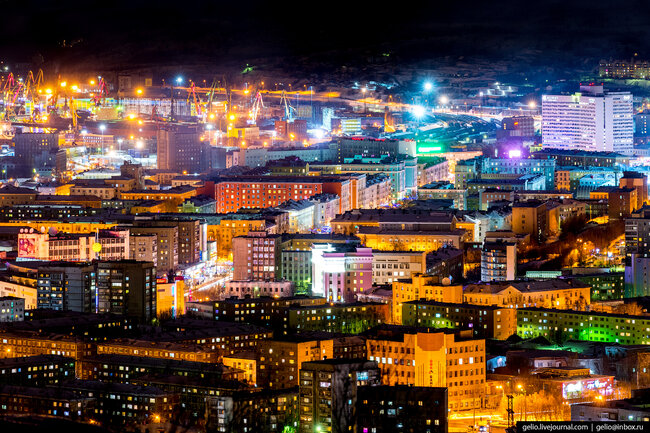 Bu şəhərin sakinləri 40 gün GÜNƏŞ ÜZÜ GÖRMÜR - FOTOLAR