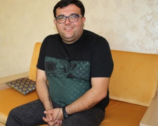 Səbuhi Xanlarov: Vaynda çəkilən qızlar qiymətlərini qaldırırlar - VİDEO