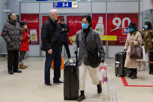 Bakıdan Belarusa uçan tələbədə koronavirus aşkarlandı