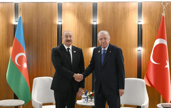 İlham Əliyevin Bişkekdə Rəcəb Tayyib Ərdoğanla görüşü olub - FOTO
