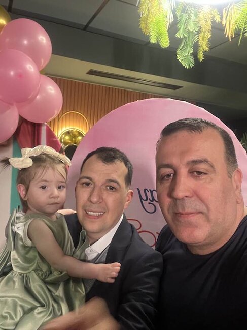 Elçibəyin əkiz nəvələri 1 yaşında - FOTOLAR