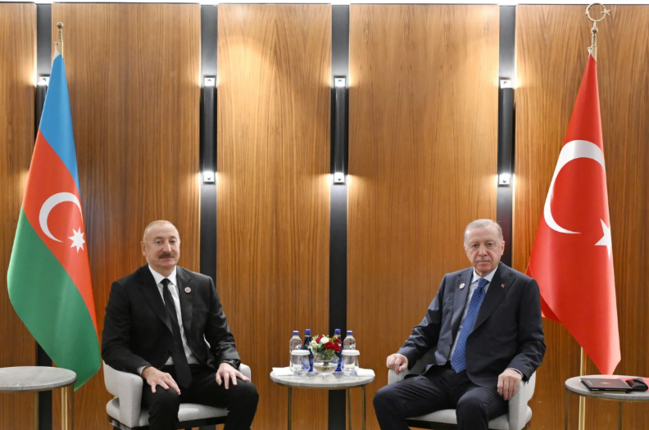 İlham Əliyevin Bişkekdə Rəcəb Tayyib Ərdoğanla görüşü olub - FOTO