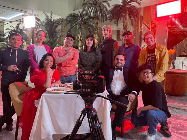 Azərbaycanlı müğənniyə Türkistanda mükafat verildi - FOTO-VİDEO