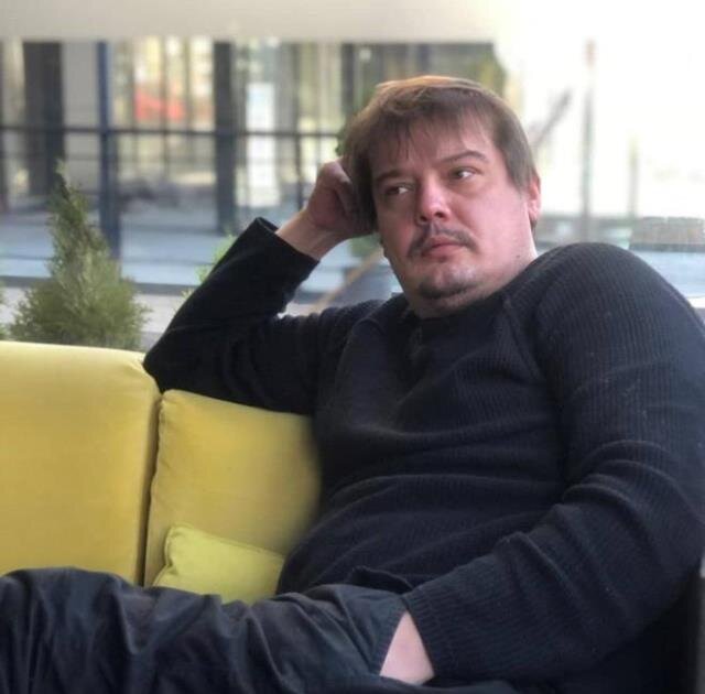 "Türkiyənin DiKapriosu" kimi tanınan Arda Kural arıqlayıb "iynələrə sap" oldu - FOTO