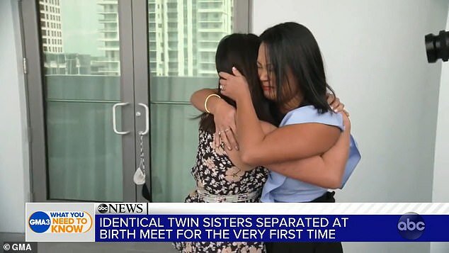 FİLM KİMİ: Doğuşda ayrılan əkizlər 36 il sonra, doğum günlərində GÖRÜŞDÜLƏR - FOTO-VİDEO