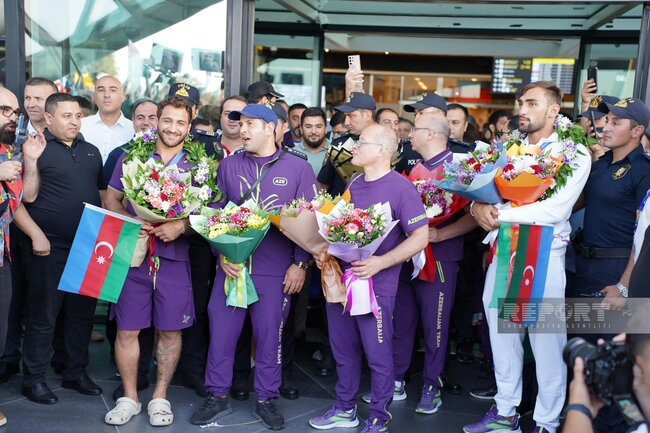 Olimpiadada qızıl medal qazanmış cüdoçular Vətənə qayıdıblar - FOTOLAR