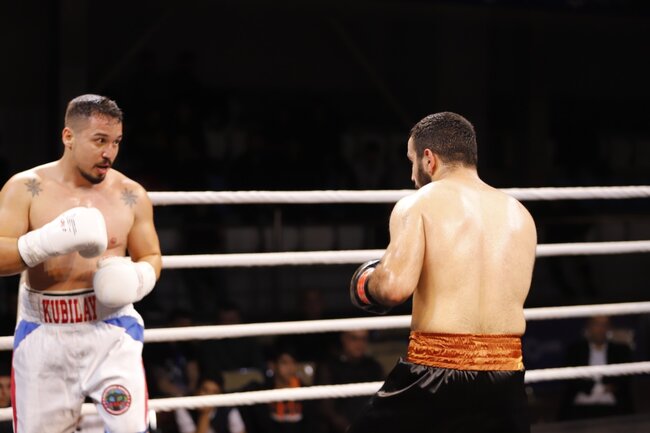 Bakıda UBO-nun Dünya kəməri uğrunda döyüş keçirilib