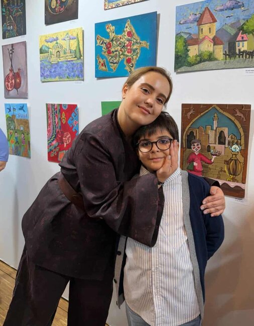 Elçinin oğlunun əsərləri Luvr muzeyində sərgiləndi - FOTOLAR