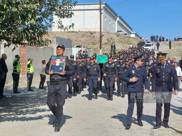 Naxçıvanda qəzada həlak olan polis serjantı Ələsgər Əsgərov dəfn edilib - YENİLƏNİB + FOTO