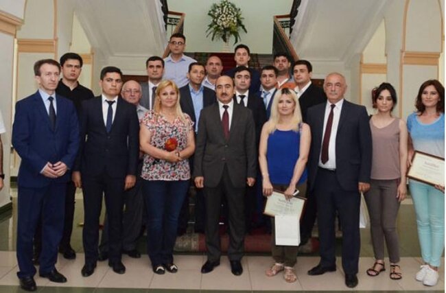 Əli Həsənovun qızı işdən çıxarıldı — FOTOLAR