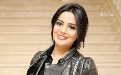 "Gördüyüm iyrəncliklər məni uzaqlaşdırır..." - Vüsalə