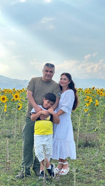Elnarə həyat yoldaşı və oğlu ilə - FOTO