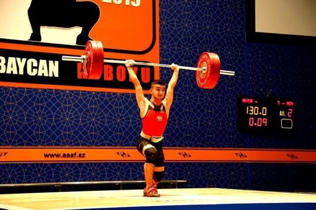 Azərbaycanlı ağır atlet Avropa rekorduna imza ataraq çempion oldu