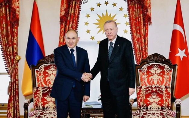 Ərdoğan Paşinyanı qəbul etdi