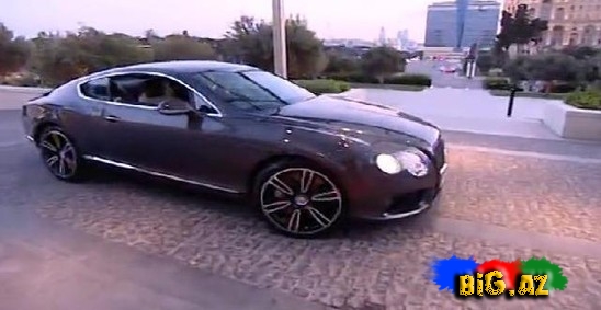 Ruhi Əliyevanın "Bentley" avtomobili - FOTO