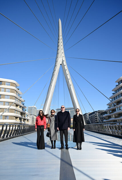 Prezidentlə ailəsinin "Ağ Şəhər"dən - Fotoları