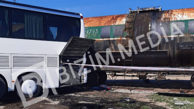 Sumqayıtda dəhşətli qəza - Bələdçinin başı bədənindən ayrıldı - FOTOLAR