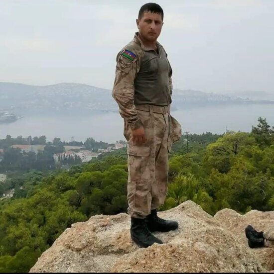 Babası qəhrəman, əmisi şəhid olan hərbçimizi TANIYIN - FOTO