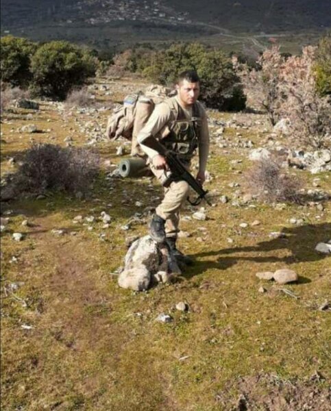 Babası qəhrəman, əmisi şəhid olan hərbçimizi TANIYIN - FOTO