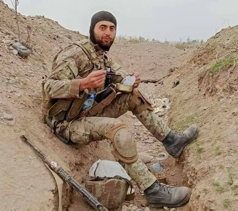 Erməni dilini bilən bu ŞƏHİDİMİZ düşmənin KOMANDİRLƏRİNİ əsir tutub - FOTO