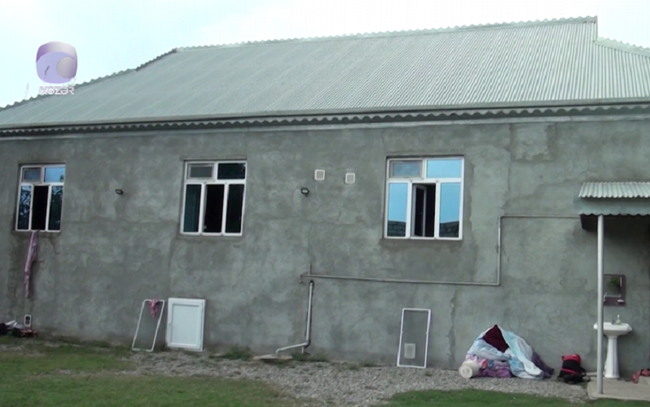 Telefon yükləyicisinə görə yanan və iki nəfərin ölümünə səbəb olan evdən GÖRÜNTÜLƏR - VİDEO