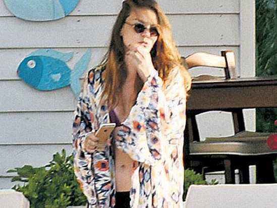 Murat Bozun sevgilisi Aslı çimərlikdə - FOTOLAR