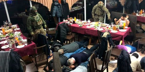 "Lotu Quli"nin ad günü münasibətilə keçirilən məclisə basqın - FOTOLAR