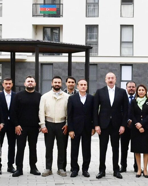 Müğənnilər İlham Əliyevlə görüşdə - FOTOLAR