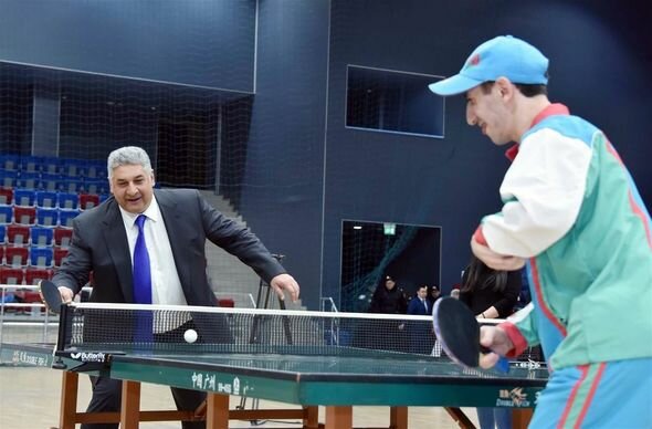 Azərbaycanlı nazirlər stolüstü tennis oynadılar - FOTOLAR