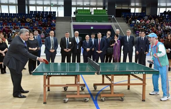 Azərbaycanlı nazirlər stolüstü tennis oynadılar - FOTOLAR