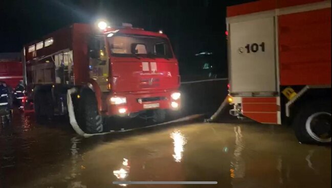 Qaradağda qəzalı ərazidə suyun çəkilərək kənarlaşdırılması sona çatdırılıb