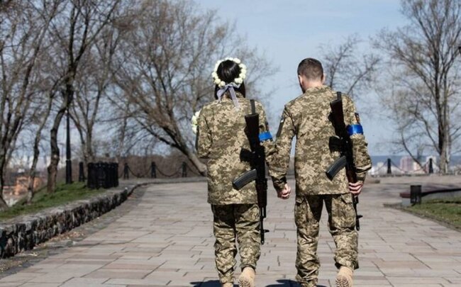 Ukraynada "Zoom" vasitəsilə evlənməyə icazə verilib