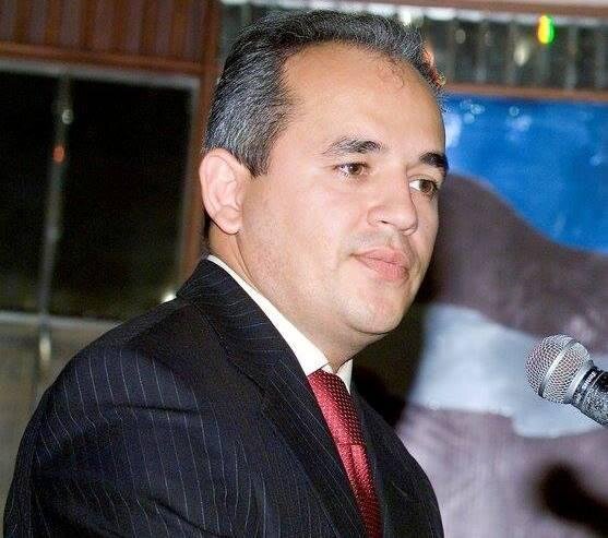 Mobil operatorların illərdir iflic olan zəng mərkəzləri... Tarıma çəkilən əsəblər, saatlarla xəttdə gözləyən abonentlər